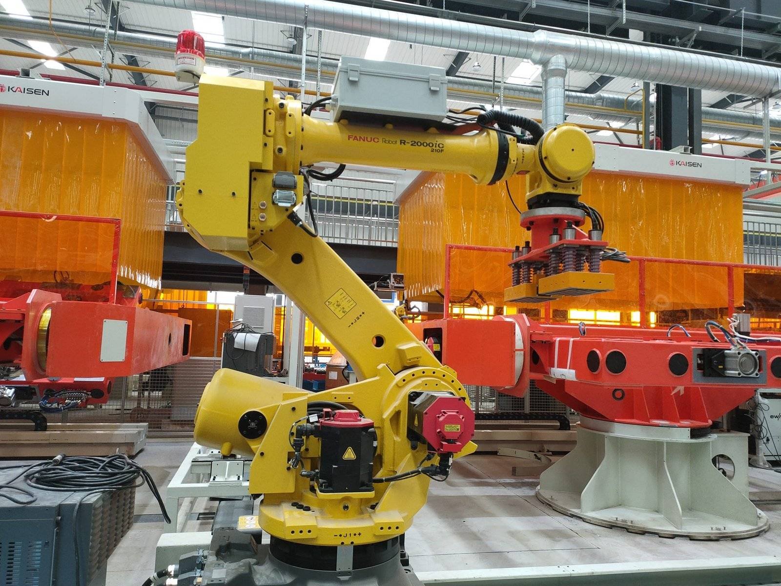 robotic-arm-gripper-electro-permanent-magnet-HVR-MAG-scaled